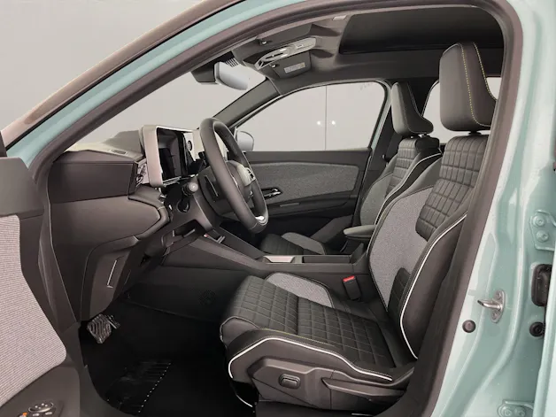 RENAULT R4 E-Tech Comfort Range plein sud iconic