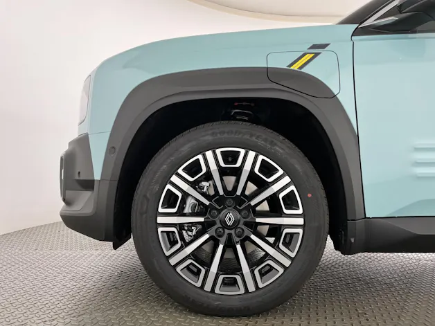 RENAULT R4 E-Tech Comfort Range plein sud iconic