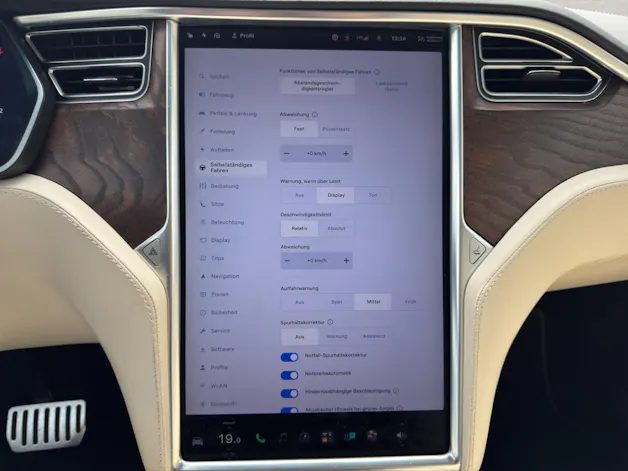 Tesla Model X 100 D