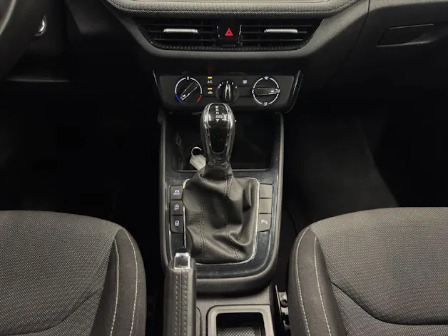 SKODA Fabia 1.0 TSI Selection DSG