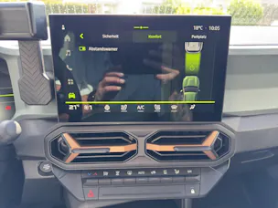 DACIA Duster 1.2 Hybrid Extreme 4WD Demo TGZL