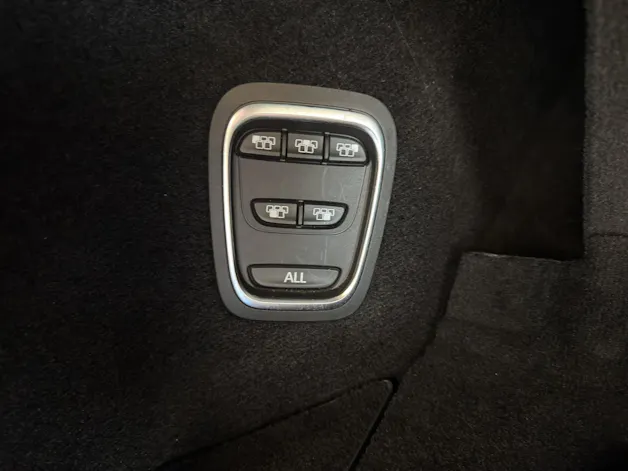 RENAULT Espace 1.8 TCe 225 Initiale EDC