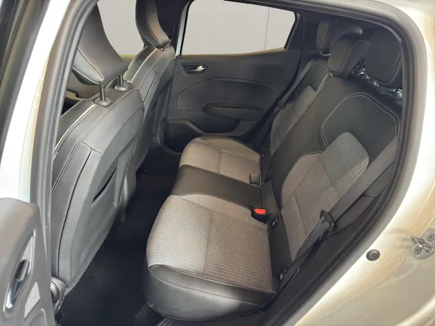 RENAULT Clio 1.6 E-Tech techno ERSATZWAGEN