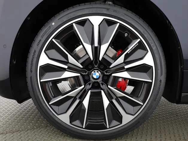 BMW iX xDrive60