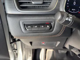 RENAULT Captur 1.3 TCe 140 Initiale EDC