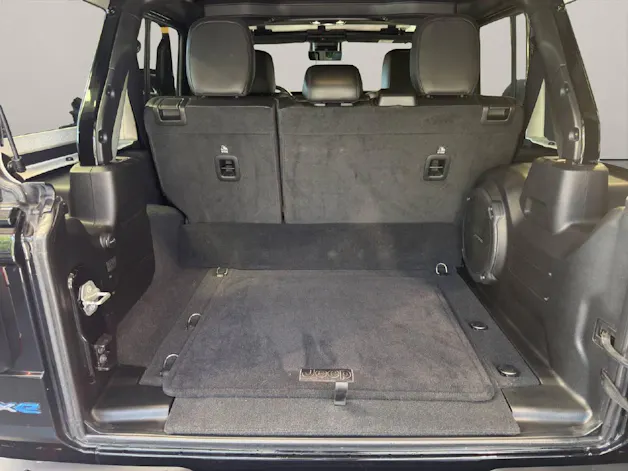 JEEP Wrangler 2.0 Turbo Sahara Unlimited 4xe