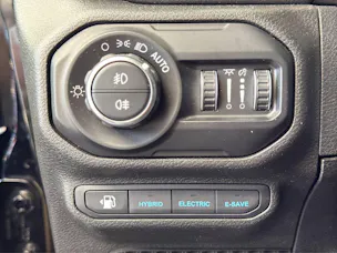 JEEP Wrangler 2.0 Turbo Sahara Unlimited 4xe