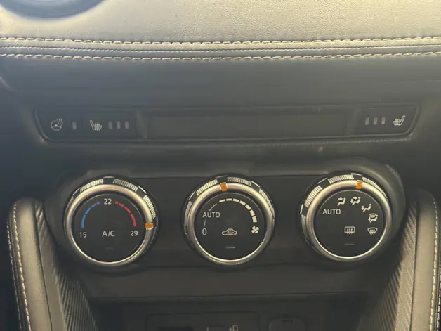MAZDA 2 1.5 90 PS Revolution