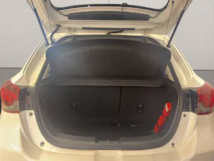 MAZDA 2 1.5 90 PS Revolution