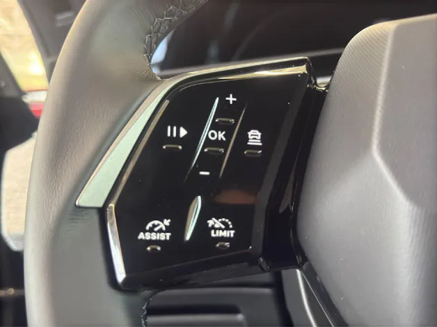 PEUGEOT 3008 1.2 Hybrid 145 PS Allure Premium