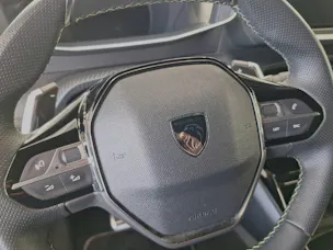 PEUGEOT 208 1.2 Hybrid 145 PS GT