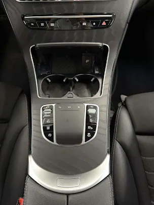MERCEDES-BENZ GLC 300 AMG Line 4m