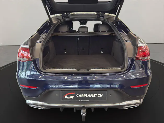 MERCEDES-BENZ GLC 300 AMG Line 4m