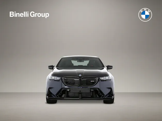 BMW M5 xDrive