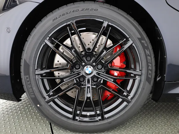 BMW M5 xDrive