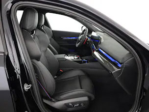 BMW M5 xDrive