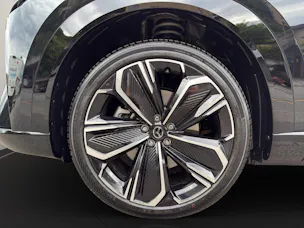 MAZDA CX-6e Takumi