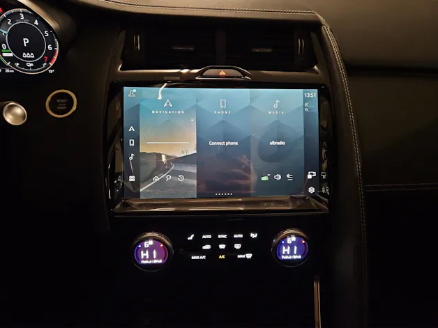 Jaguar E-Pace 1.5 T 270e R-Dynamic SE AWD