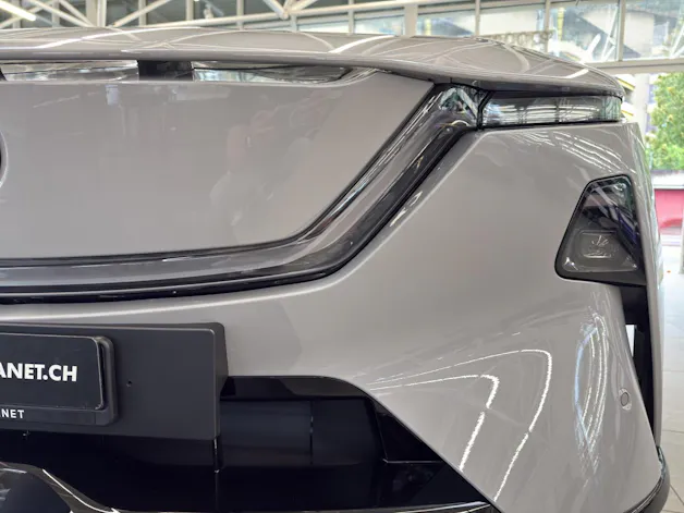 MAZDA CX-6e Takumi