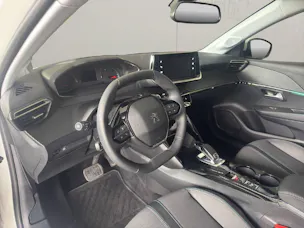PEUGEOT 208 1.2 PureTech 100 PS Allure
