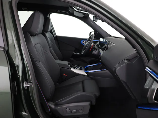 BMW X3 M50i