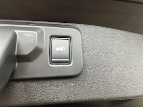 Fahrzeugbild MITSUBISHI Grandis 1.8 HEV Intense