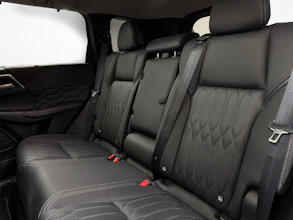 https://vehicle.imgix.net/4453127/08483c7c-12df-4a29-b1fb-450b7aa76cbf.jpg