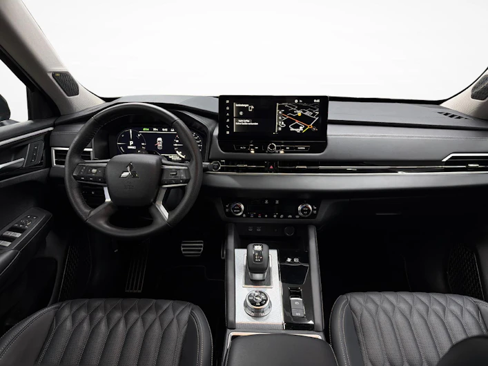 Fahrzeugbild MITSUBISHI OUTLANDER