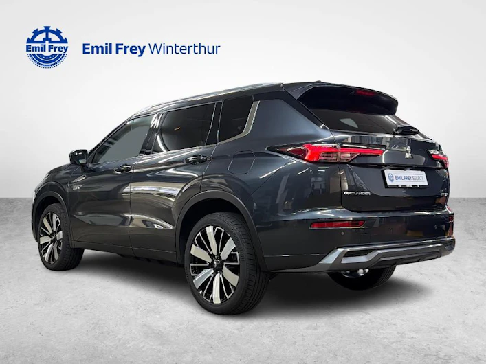 Fahrzeugbild MITSUBISHI OUTLANDER
