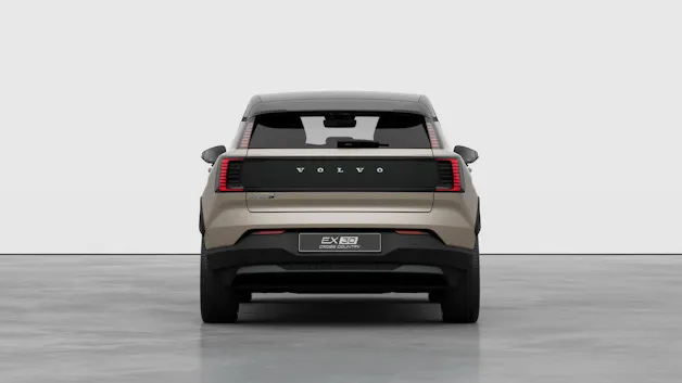 VOLVO EX30 CC P8 Ultra AWD
