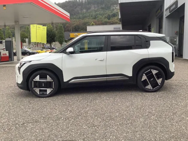 Kia EV3 81 kWh Earth+