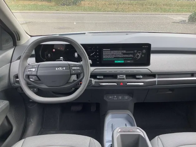 Kia EV3 81 kWh Earth+