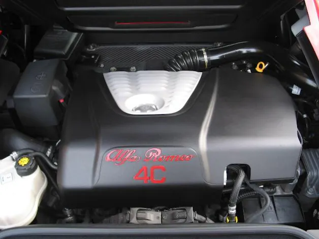 ALFA ROMEO 4C Spider 1750 TBi