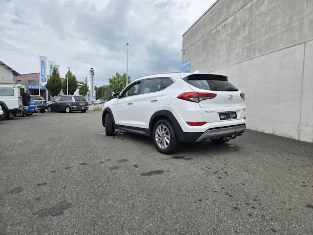 HYUNDAI Tucson 2.0 CRDi Plena 4WD