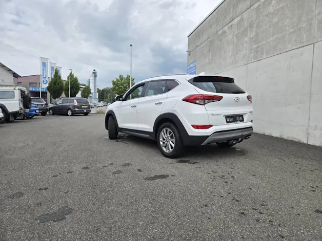 HYUNDAI Tucson 2.0 CRDi Plena 4WD