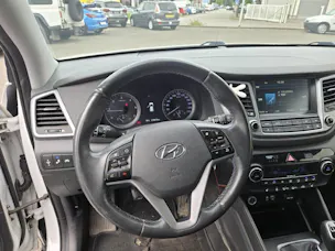HYUNDAI Tucson 2.0 CRDi Plena 4WD
