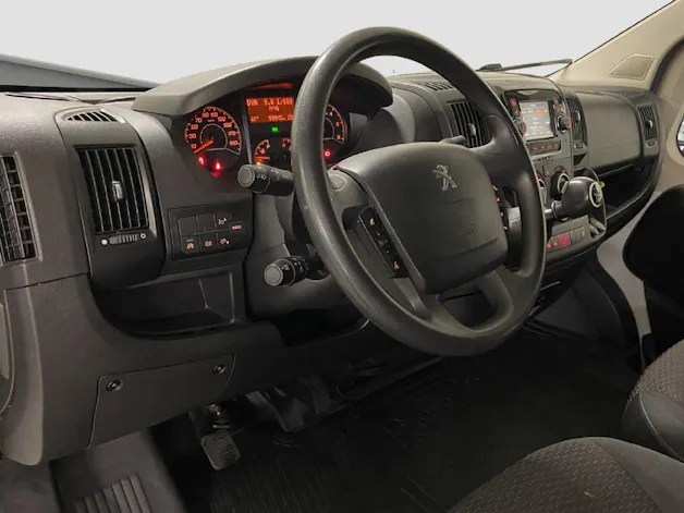 PEUGEOT Boxer Kaw. 335 L3H2 2.2 BlueHDi 140 PS Premium S/S