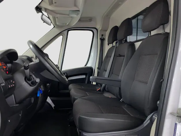 PEUGEOT Boxer Kaw. 335 L3H2 2.2 BlueHDi 140 PS Premium S/S