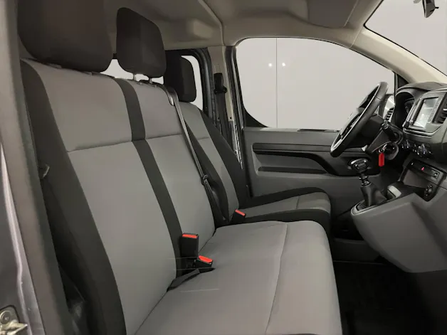 OPEL Vivaro Kombi 2.7 t M 1.5 CDTI 102 Essentia S/S