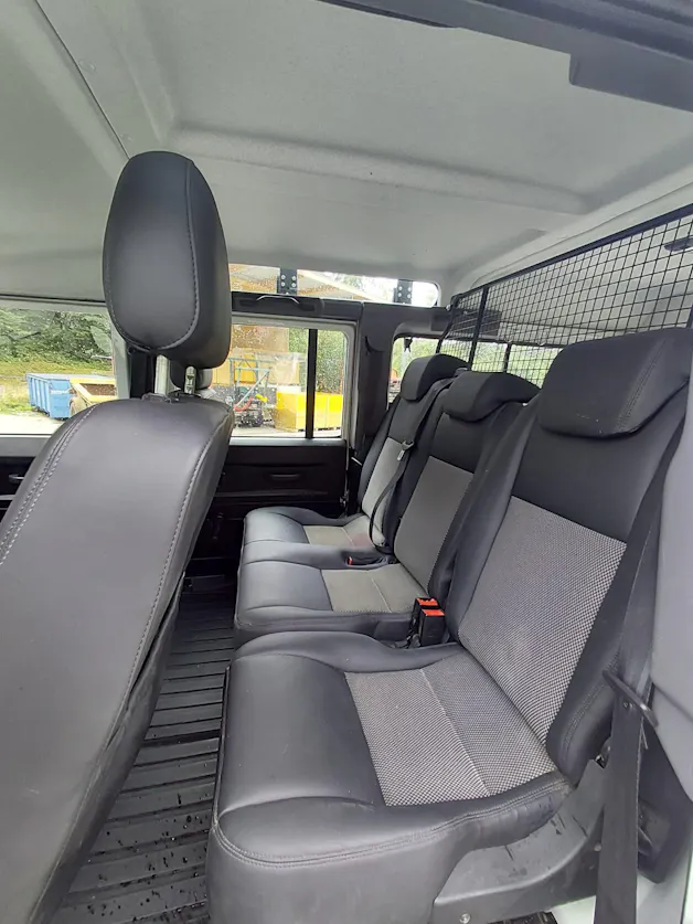 Land Rover Defender 110 2.4 Tdi SW