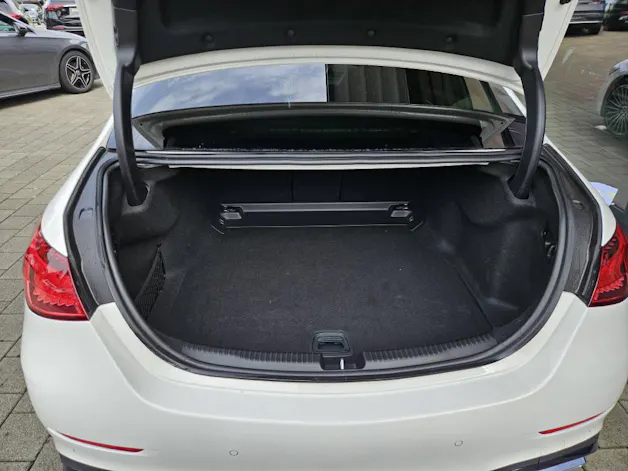 MERCEDES-BENZ C 200 4Matic AMG Line