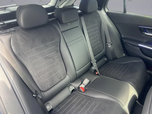 MERCEDES-BENZ C 300 de AMG Line 4matic Kombi