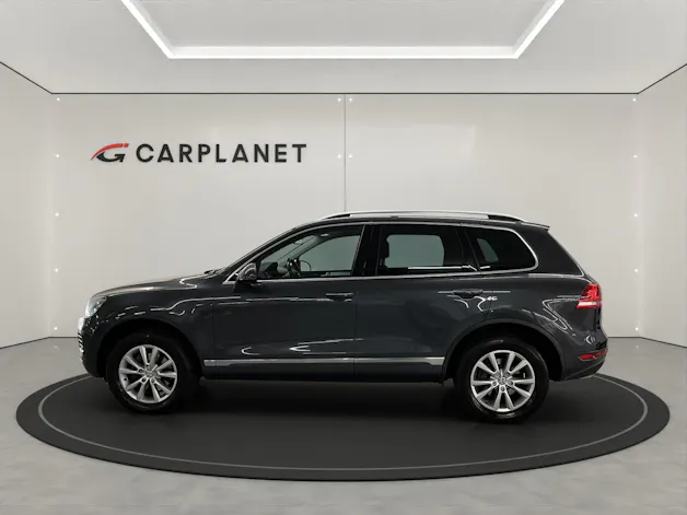 VW Touareg 3.0 V6 TDI 245 BMT Black Pearl