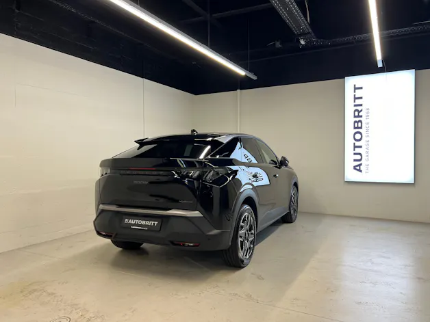 PEUGEOT 3008 1.2 Hybrid Allure