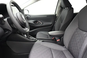 Fahrzeugbild TOYOTA Yaris 1.5 VVT-i HSD Trend