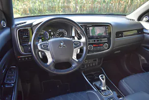 Mitsubishi Outlander 2.4 PHEV Diamond S-Edition 4WD Automatic