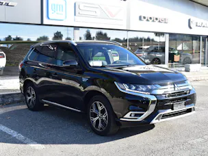 Mitsubishi Outlander 2.4 PHEV Diamond S-Edition 4WD Automatic
