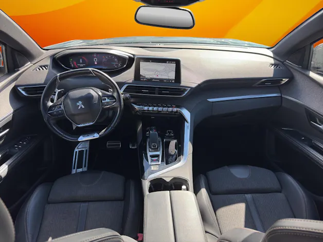 PEUGEOT 5008 1.6 Pure Tech GT LineEAT8