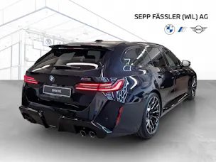 BMW M5 xDrive Touring