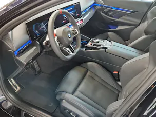 BMW M5 xDrive Touring
